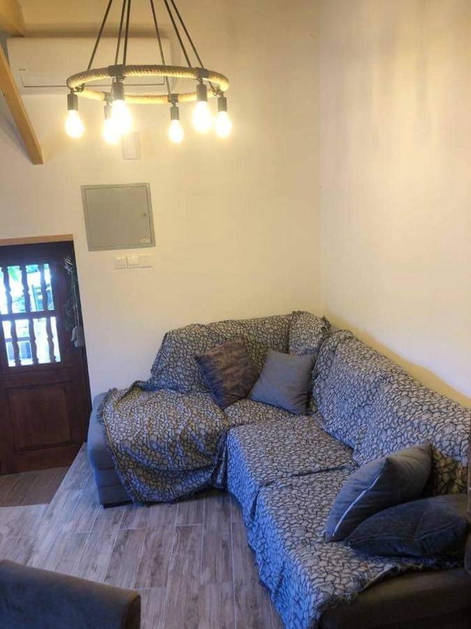 To Spiti Tou Faliari Platanistasa Ngoại thất bức ảnh